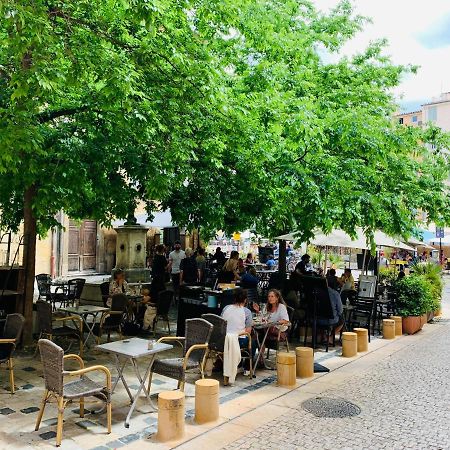 Chambre Le Merindol Aix-en-Provence Exterior foto
